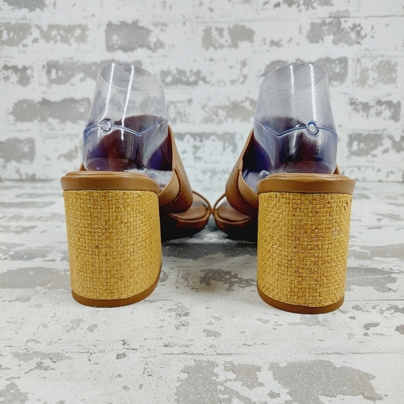 New Caslon Lamia-Lea Block Heel Tan Beige Leather Sandals Slides A824 - Picture 6 of 13